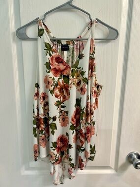 First Love White Floral Scoop Neck Tank with Rose Print
